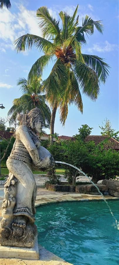 Matahari Inn Kuta  エクステリア 写真